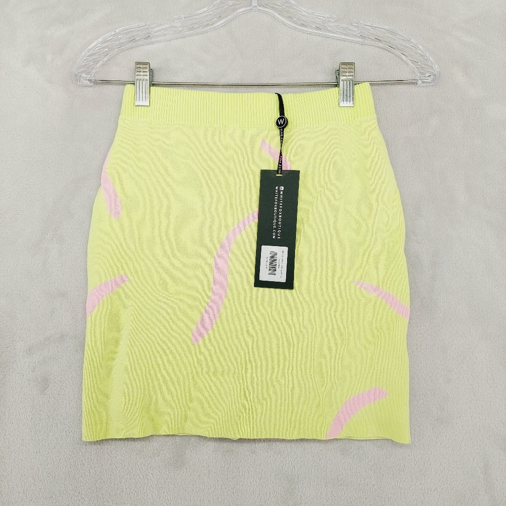 New White Fox Wild Atheart Lime/Pink Knit Mini Skirt P370